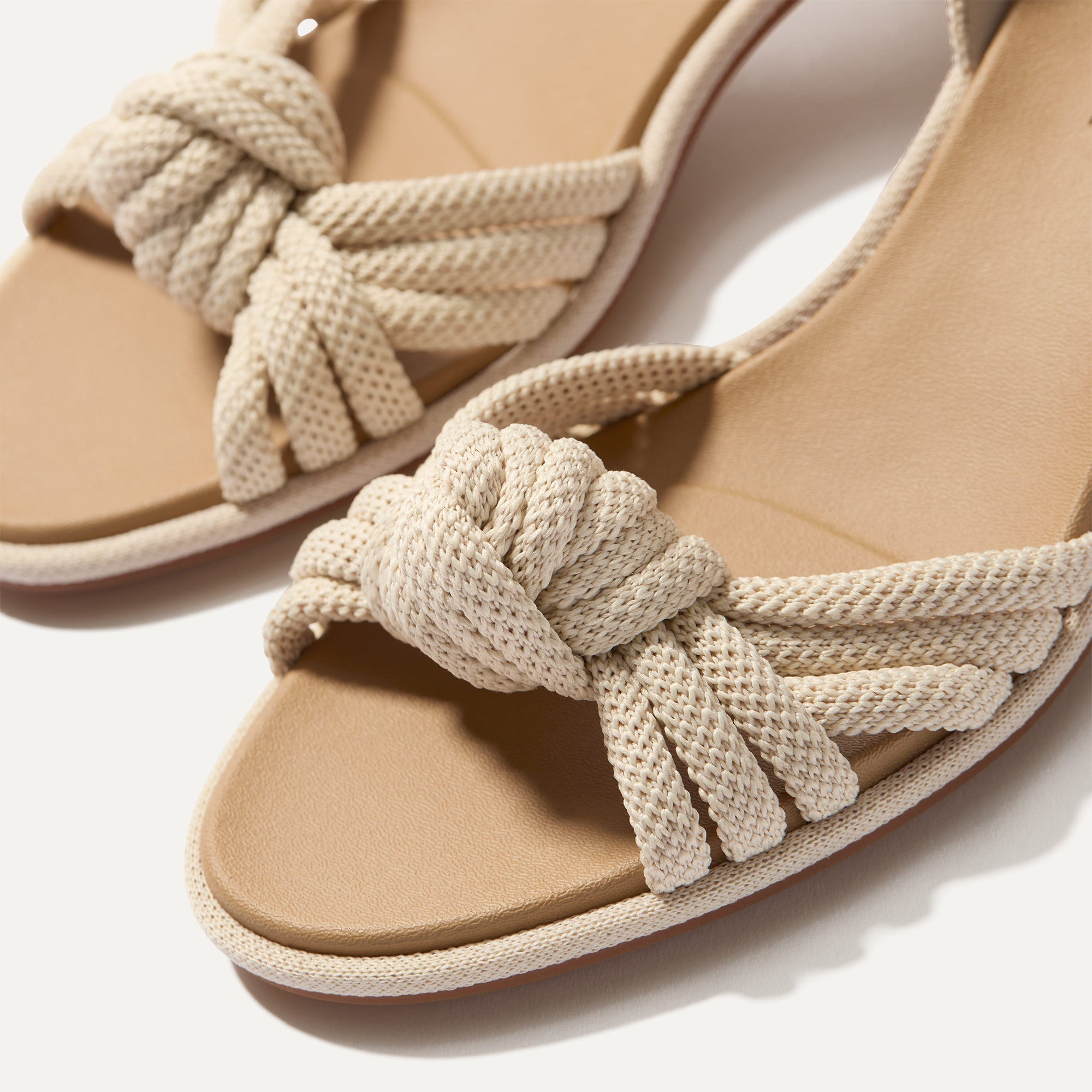 The Knot Sandal - Conch