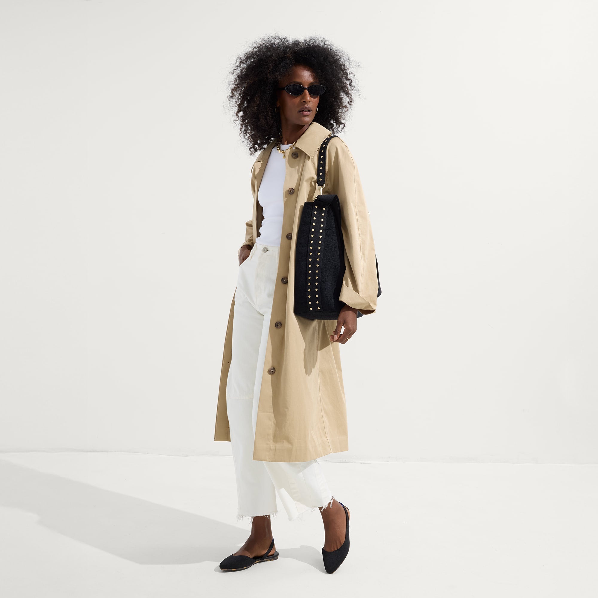 The ReVelvet™ Bucket Bag - ReVelvet™ Black