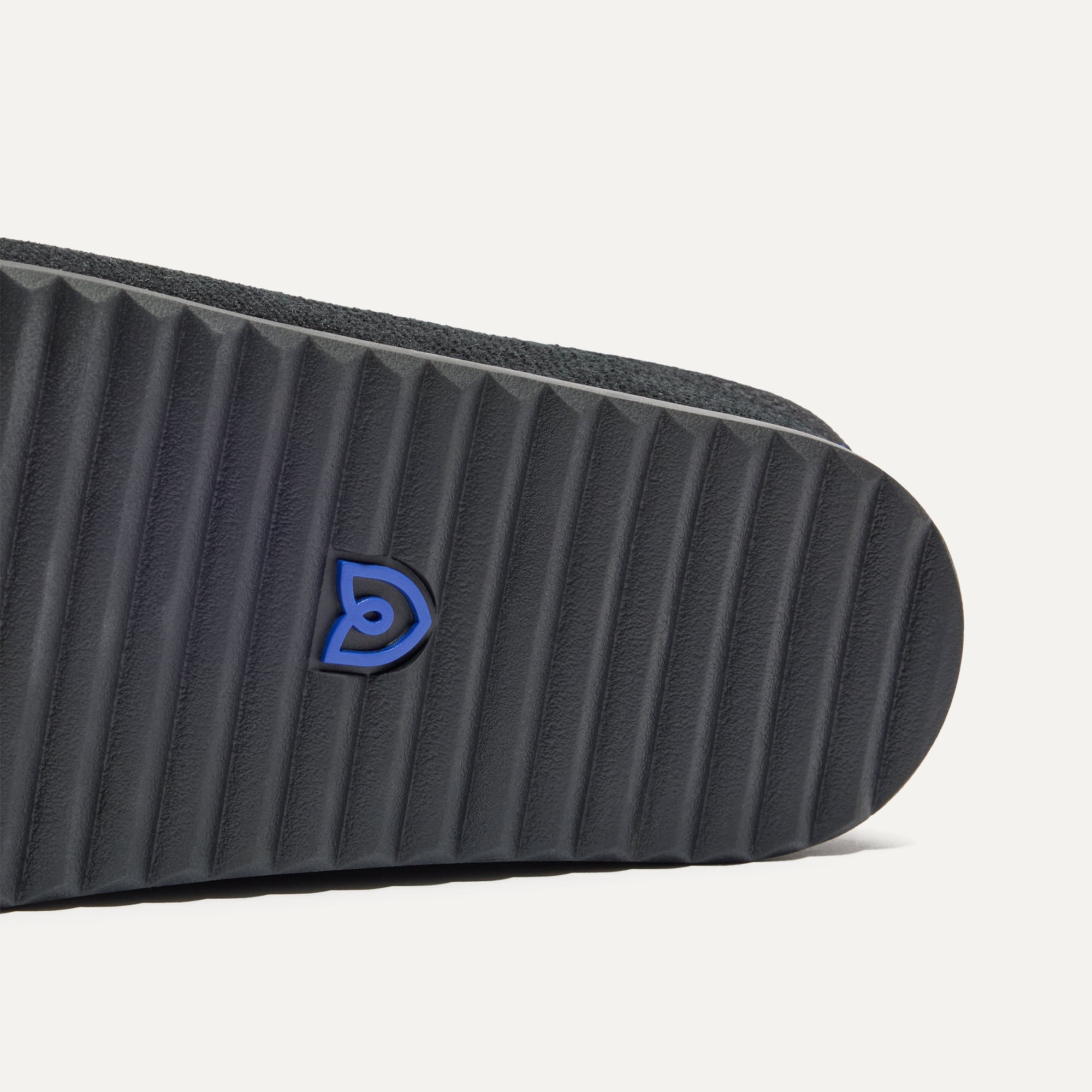 The ReVelvet™ Casual Clog - ReVelvet™ Black