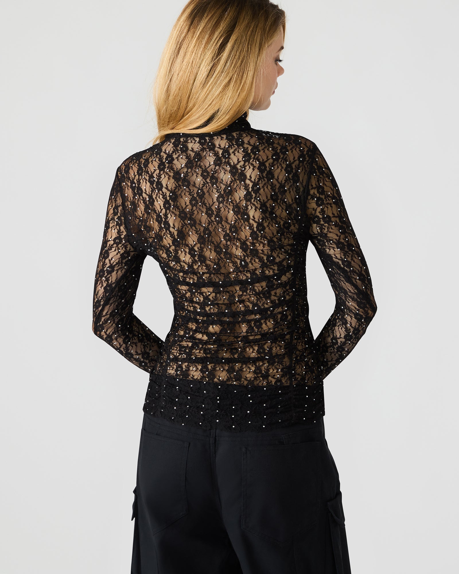 BAYLEE TOP BLACK