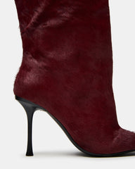 ALLURING RED