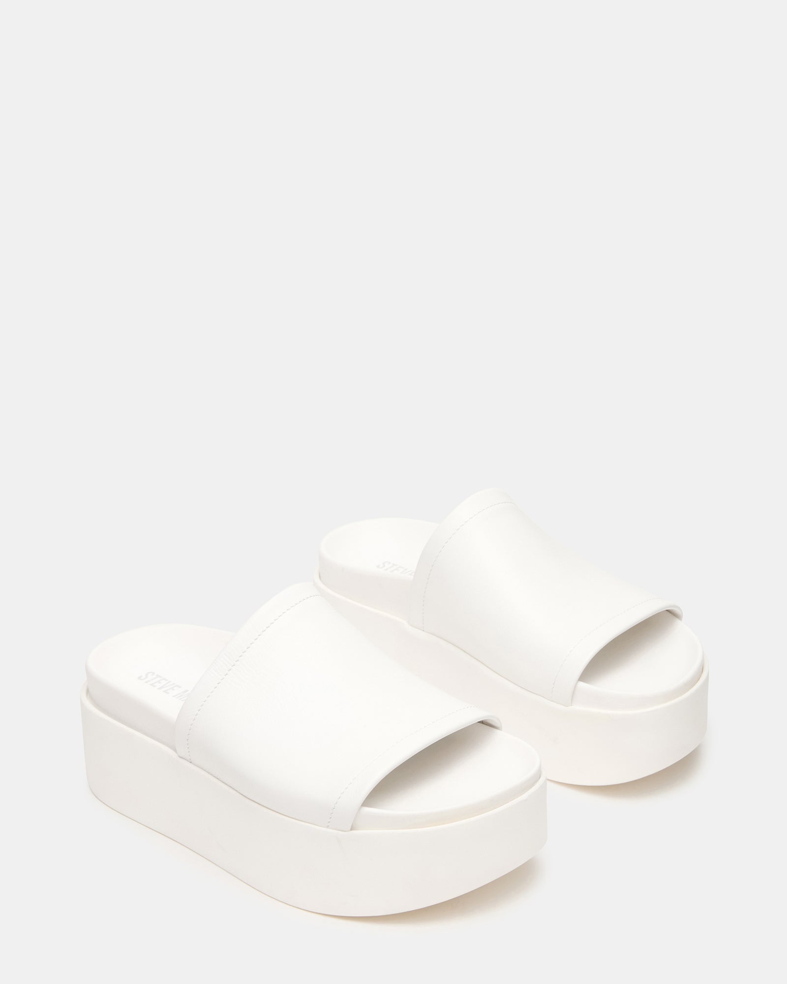 ARWEN WHITE LEATHER