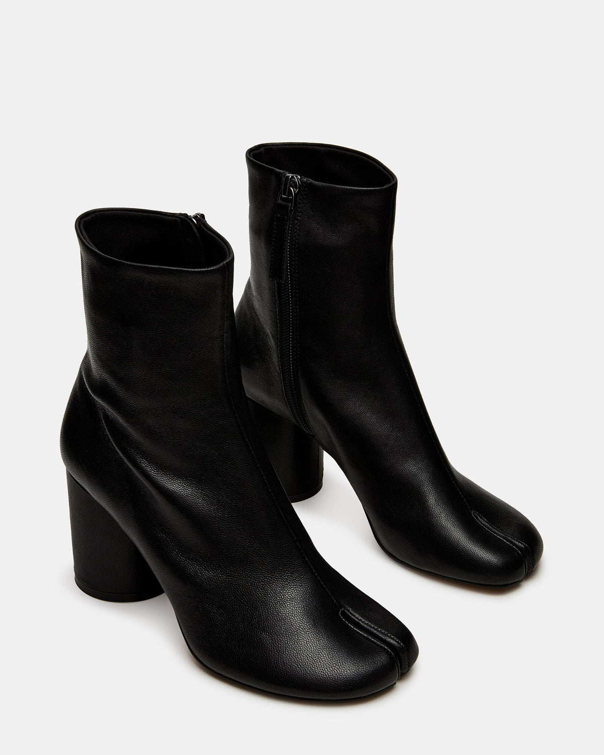 CARO BLACK LEATHER